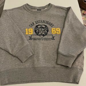 GapKids sweatshirt. Size 5/6 kids